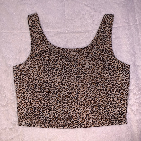 Cheetah print crop top - Picture 3 of 3